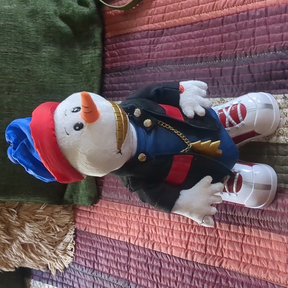 GEMMY* Rappin' Snowman 12" 4  AA batt incl., fully operational, lights up dances - Picture 3 of 13